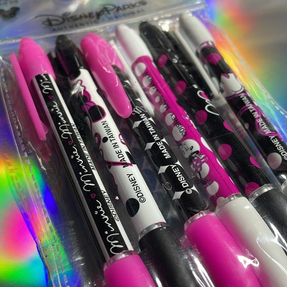 Disney Parks Authentic Minnie Mouse ballpoint pens, Set of 6 - black ink. - Picture 3 of 16